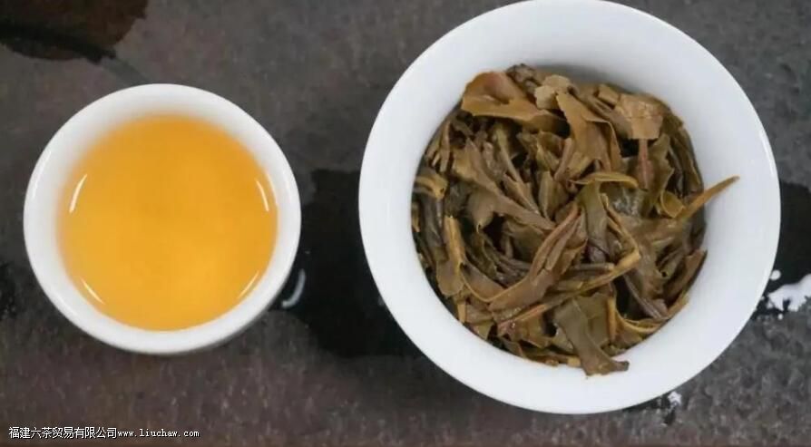 ����ɽ����Щ��Ҷ