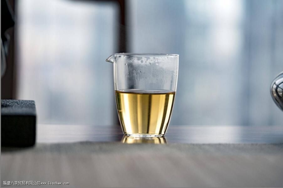 凤凰单丛鸭屎香,为何这么香 凤凰单丛鸭屎香,为何这么香