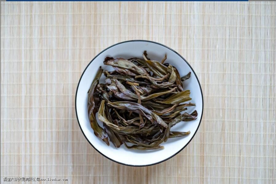 凤凰单丛鸭屎香,为何这么香 凤凰单丛鸭屎香,为何这么香