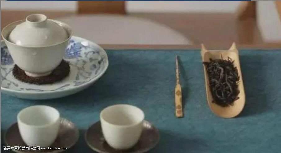 �����ݲ裬��ΰ���Ͷ����