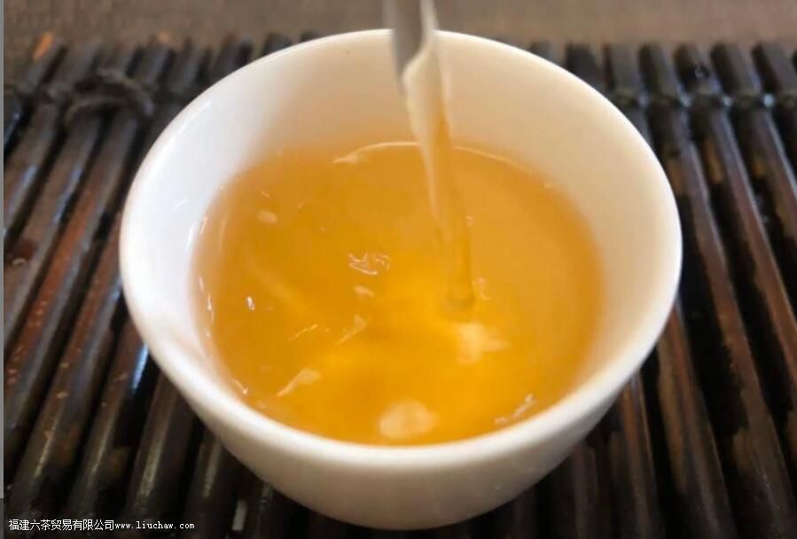 �׼������ص�