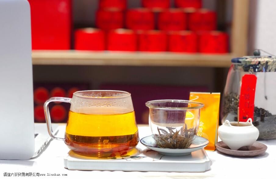 金骏眉什么颜色的最正宗 金骏眉什么颜色的最正宗