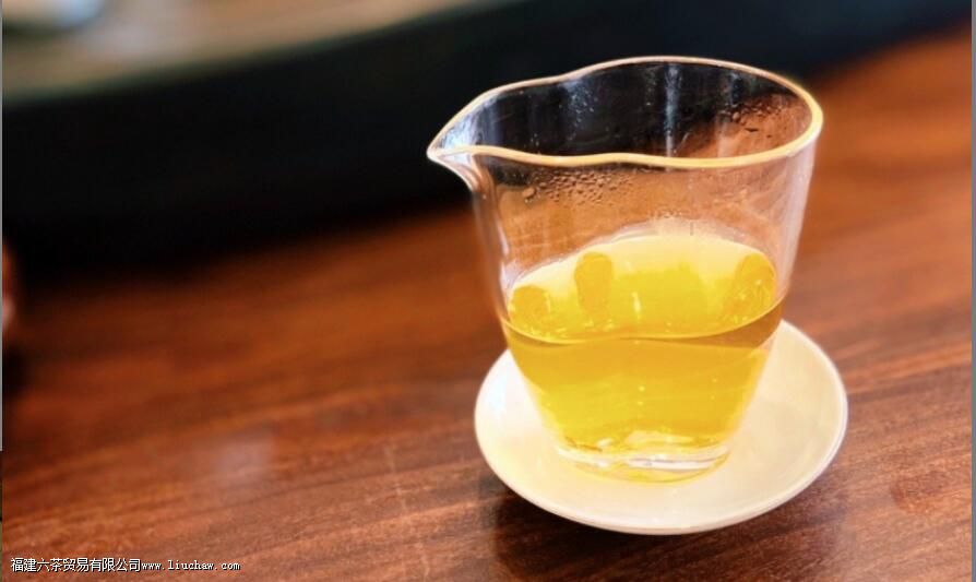 金骏眉什么颜色的最正宗 金骏眉什么颜色的最正宗