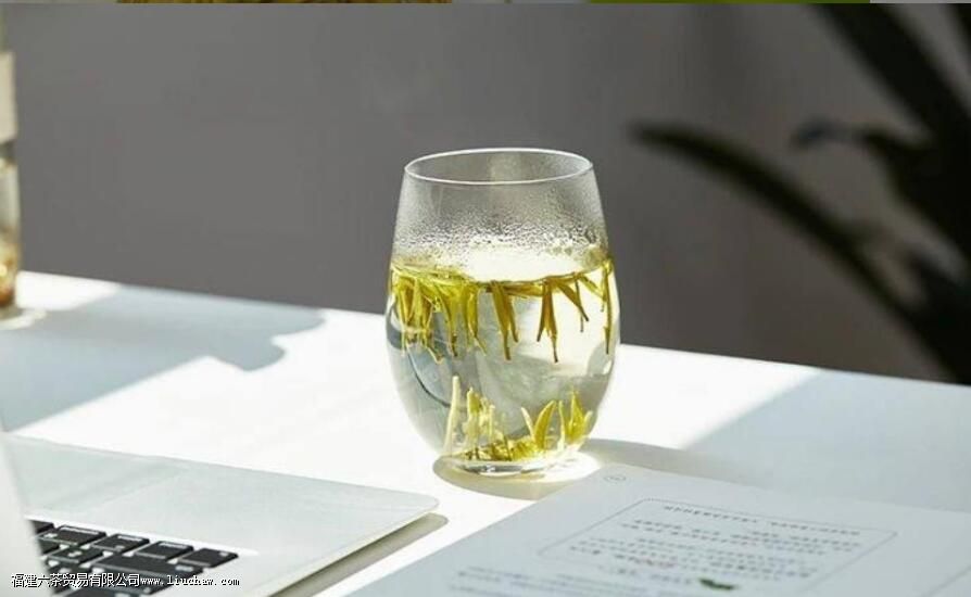 ��ɽ�����ζ��