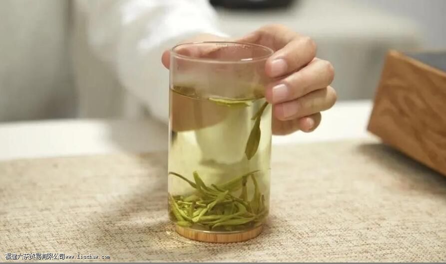 ����ʲô�ڸ�