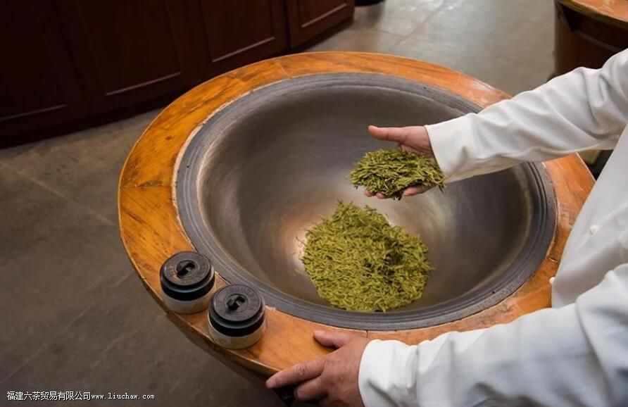 ����ʲô�ڸ�