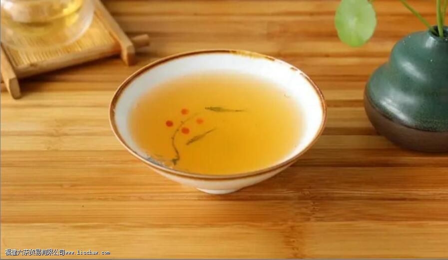 ÷ռ����ζ�����ص�