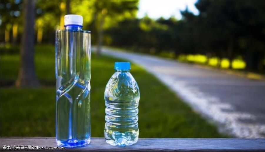 �ݲ��ô���ˮ���ǿ�Ȫˮ�ã��ܶ��˶�����