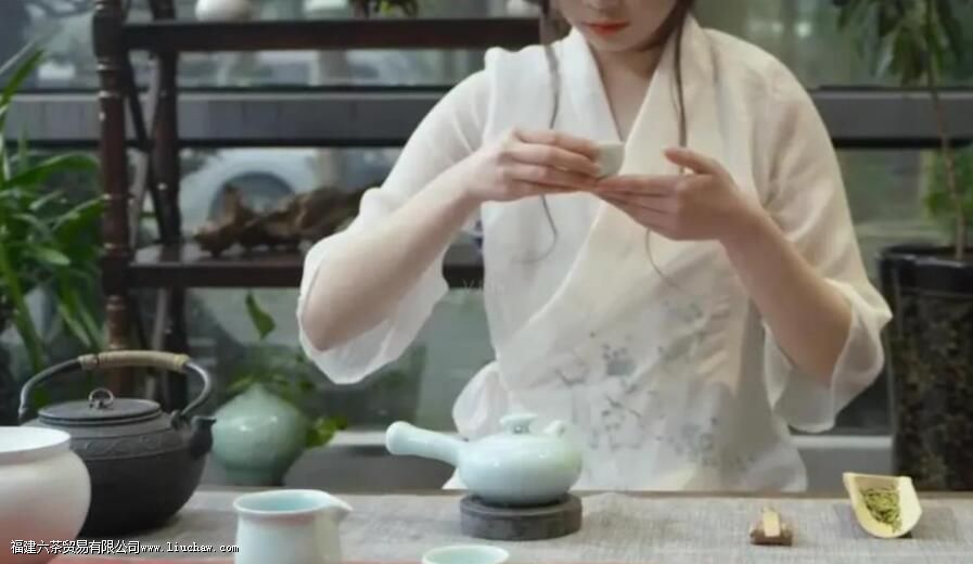 Ʒ��һ���Ҷ�ò��ã���8����ζ����֪��