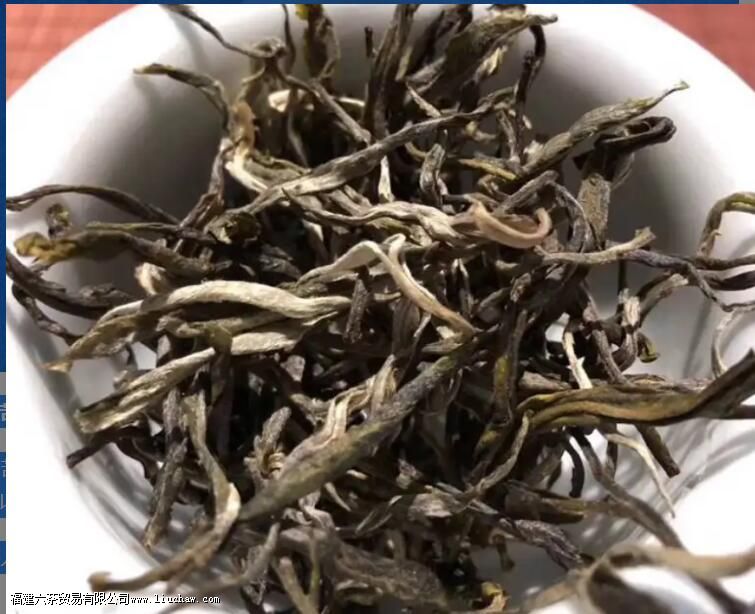 �ն���Ϊʲô���п�衢��� ���ߵı�������Щ