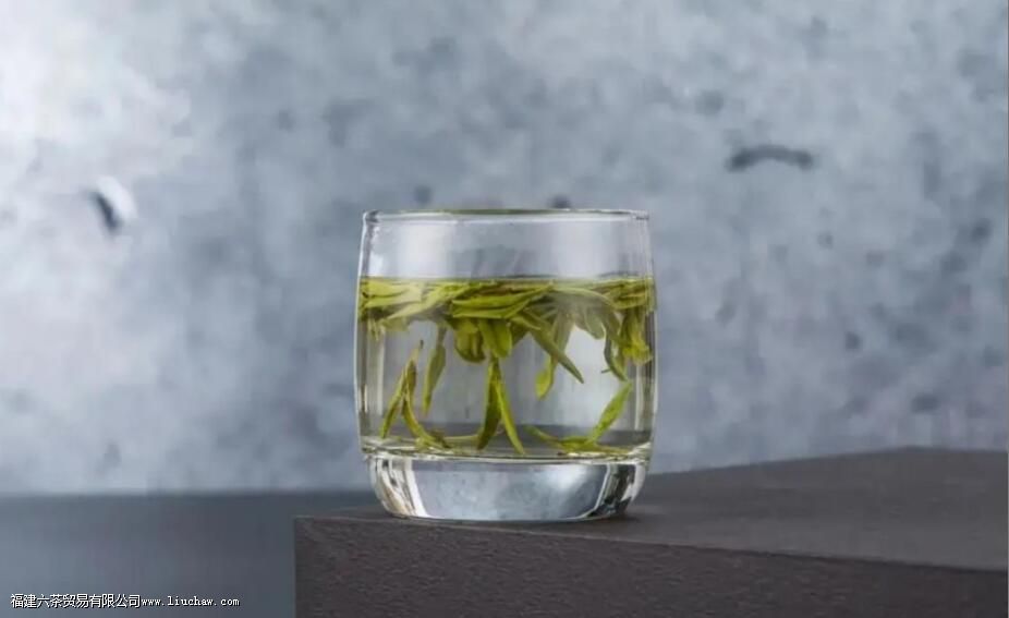 狮峰山龙井特点 狮峰山龙井特点