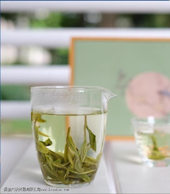 狮峰山龙井特点 狮峰山龙井特点