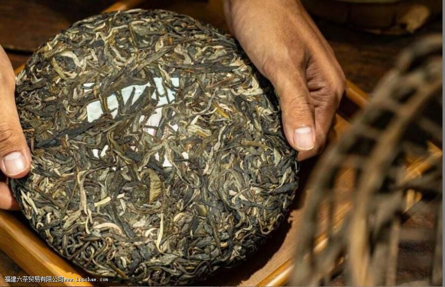 �°����ն�������Щ�ص�