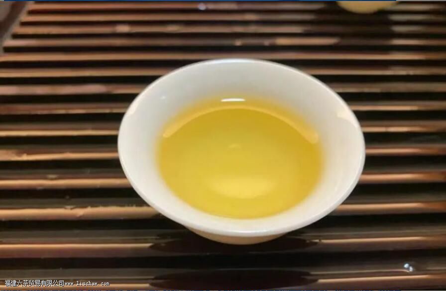 鸭屎香单丛茶的特点是什么 鸭屎香单丛茶的特点是什么