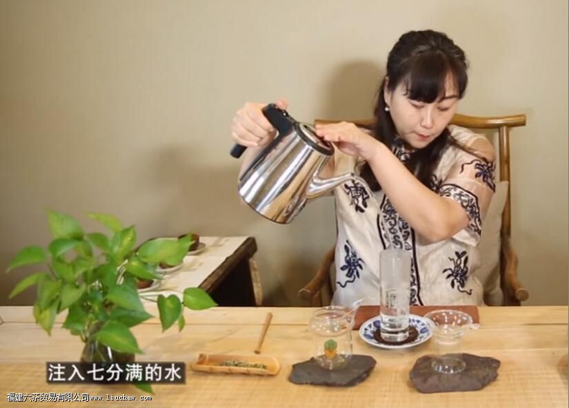 碧螺春冲泡方法步骤 碧螺春冲泡方法步骤