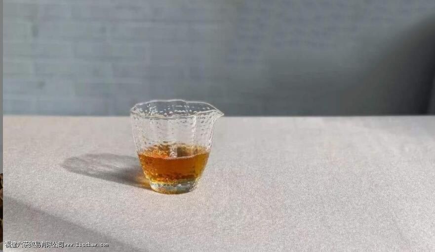 大红袍多少度水泡茶好 大红袍多少度水泡茶好