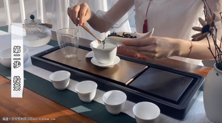 大红袍怎么泡比较好 大红袍的正确冲泡方法 大红袍怎么泡比较好 大红袍的正确冲泡方法