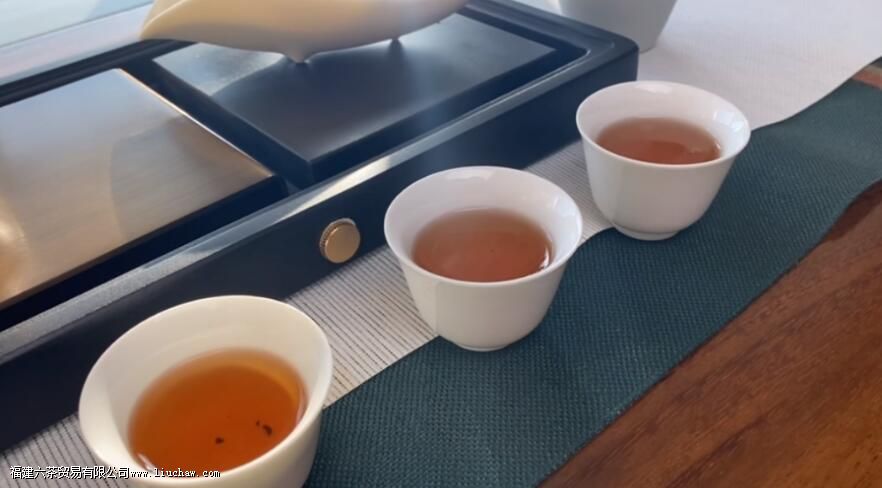 大红袍怎么泡比较好 大红袍的正确冲泡方法 大红袍怎么泡比较好 大红袍的正确冲泡方法