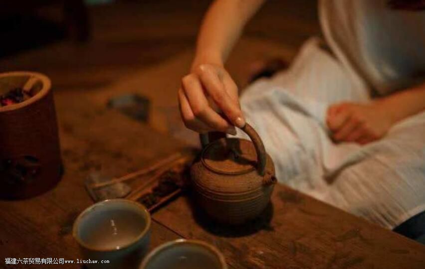 ��ש����γ���