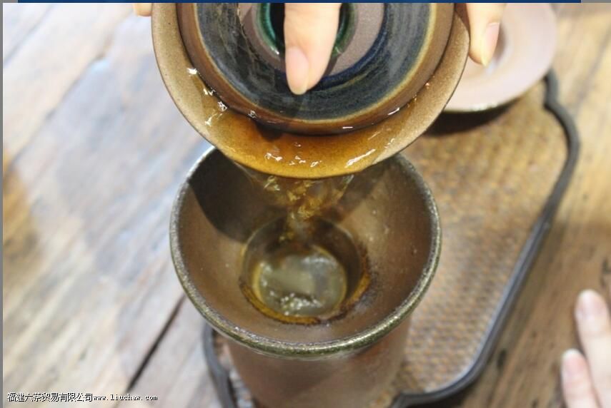 ��ש����γ���