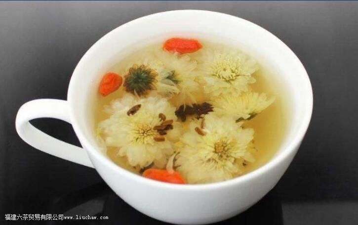 ��轾ջ����ö��ٶ�ˮ�º���