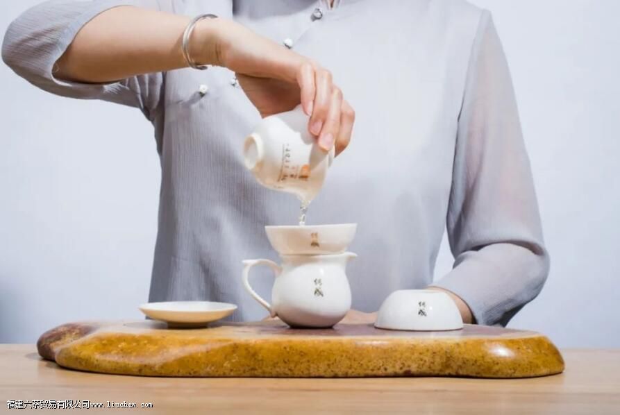 好茶不怕开水烫,细说各类茶叶的冲泡水温 好茶不怕开水烫,细说各类茶叶的冲泡水温