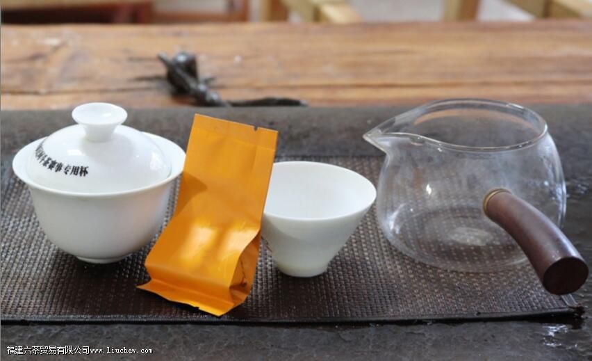 老枞水仙的正确冲泡方法 老枞水仙的正确冲泡方法