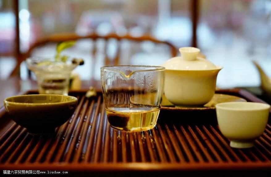 泡茶的五种注水方法,学会秒变高手 泡茶的五种注水方法,学会秒变高手