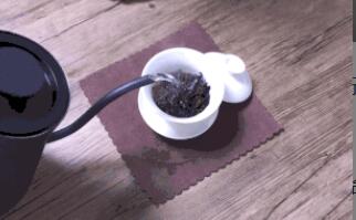 泡茶的五种注水方法,学会秒变高手 泡茶的五种注水方法,学会秒变高手