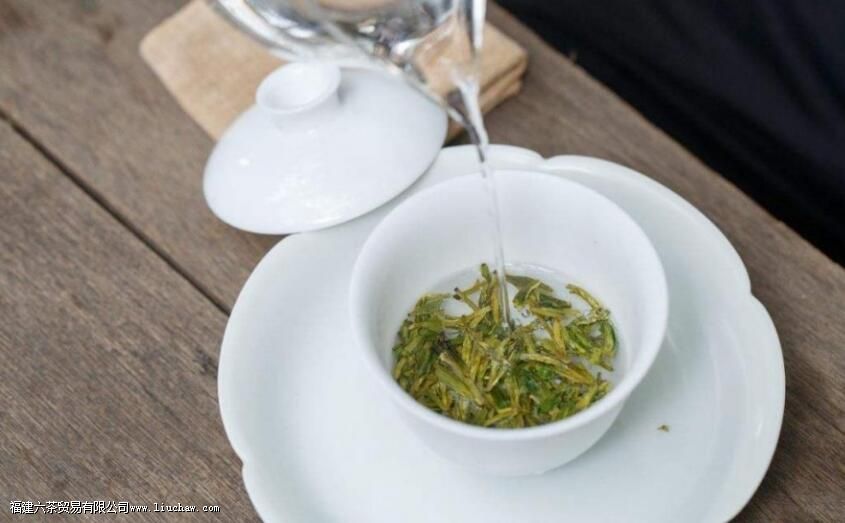 泡茶苦涩难喝!学会这几招,泡一杯好喝的茶不难 泡茶苦涩难喝!学会这几招,泡一杯好喝的茶不难