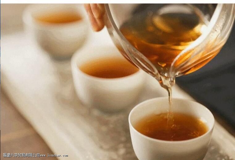 泡茶苦涩难喝!学会这几招,泡一杯好喝的茶不难 泡茶苦涩难喝!学会这几招,泡一杯好喝的茶不难