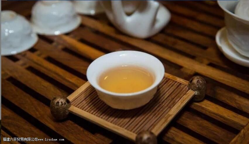泡茶苦涩难喝!学会这几招,泡一杯好喝的茶不难 泡茶苦涩难喝!学会这几招,泡一杯好喝的茶不难