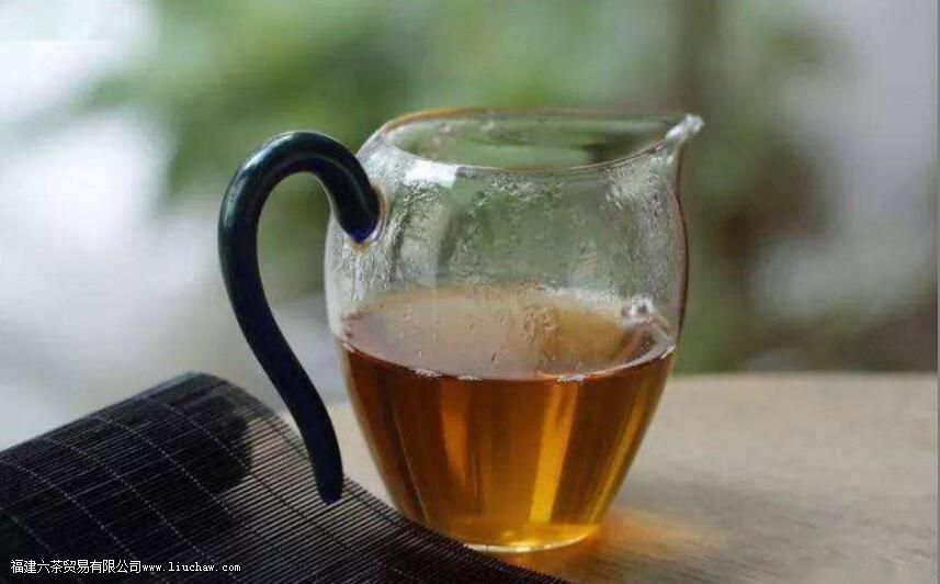 泡茶苦涩难喝!学会这几招,泡一杯好喝的茶不难 泡茶苦涩难喝!学会这几招,泡一杯好喝的茶不难