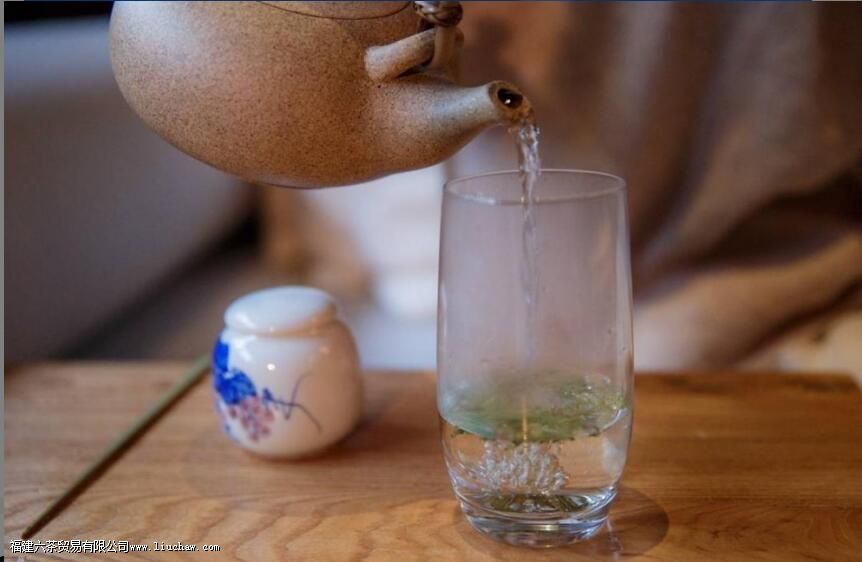 ���̲�ÿ�˲�����ˮ