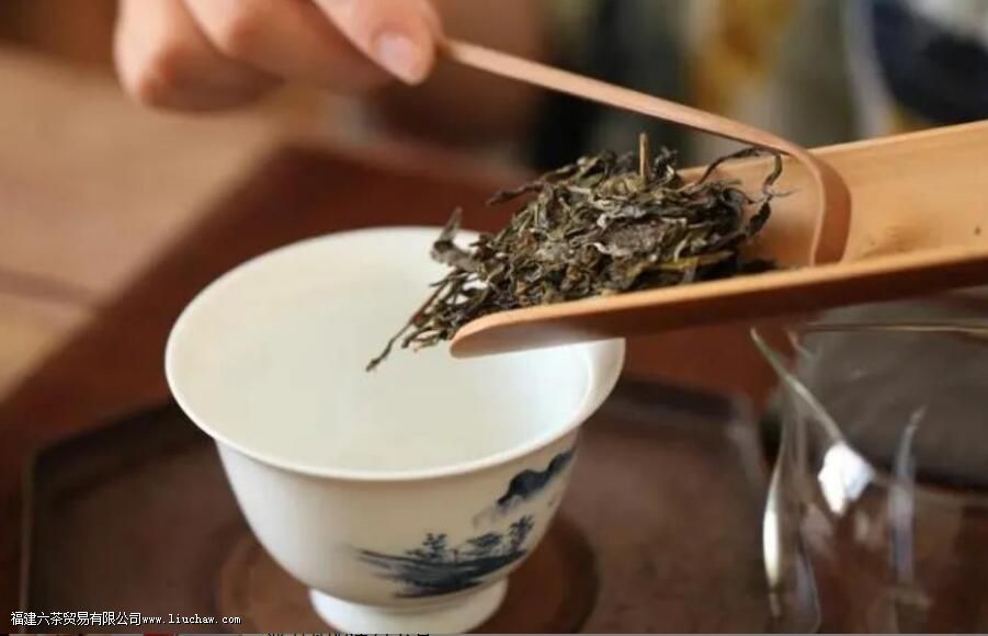 �ն���ĳ���ˮ��Ϊ100�� ��Ҳ���ؾ���