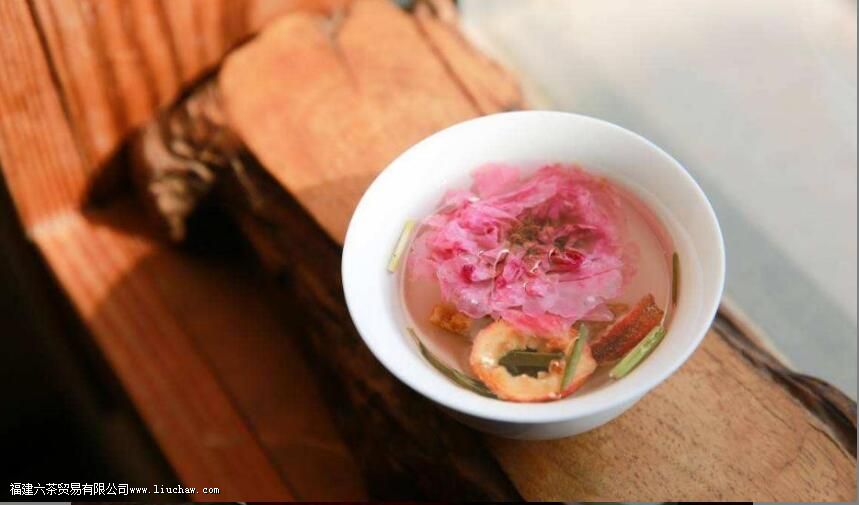 山楂玫瑰花茶怎么样泡 山楂玫瑰花茶怎么样泡