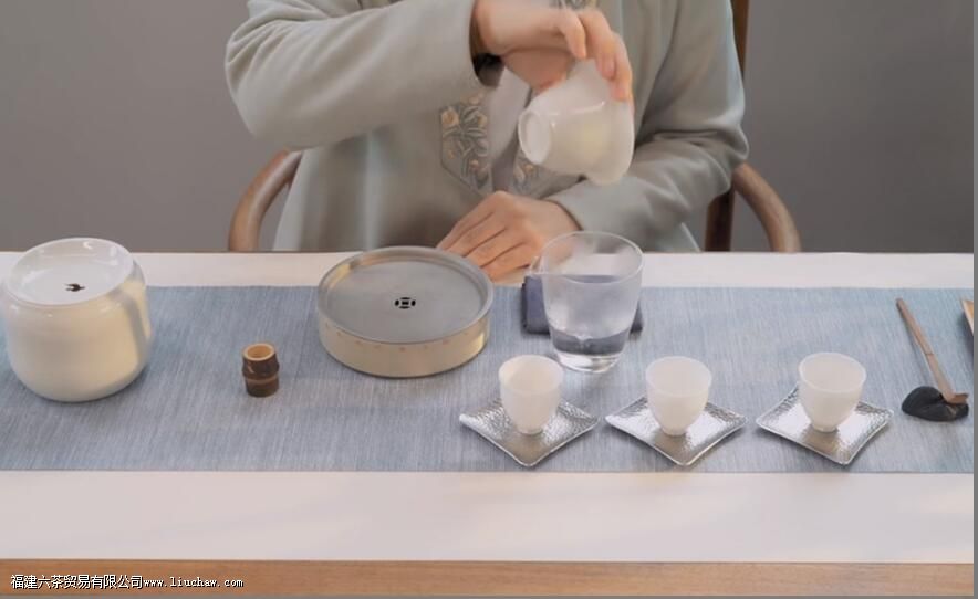 ���յĲ�ˮ�����Ƕ���