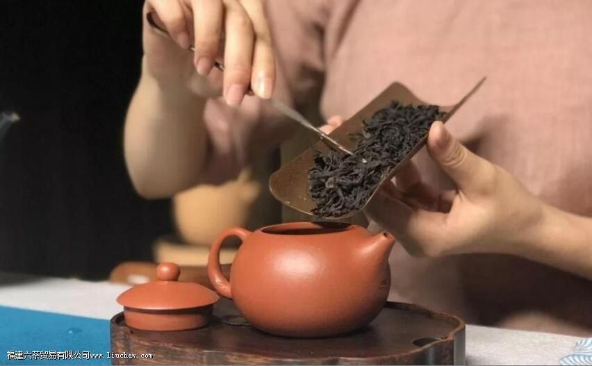 �������ü��ȵ�ˮ��