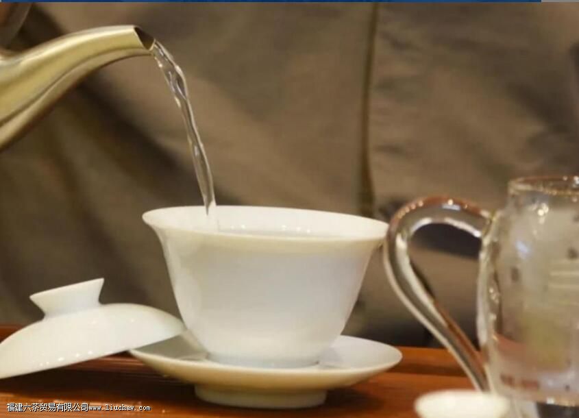 �����������ȷ���ݷ���