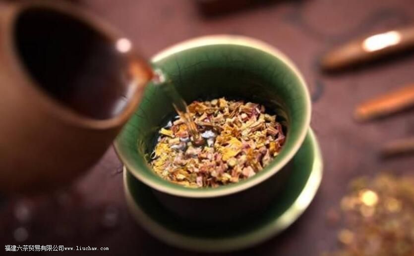 新鲜的石斛花可以泡茶喝吗 新鲜的石斛花可以泡茶喝吗