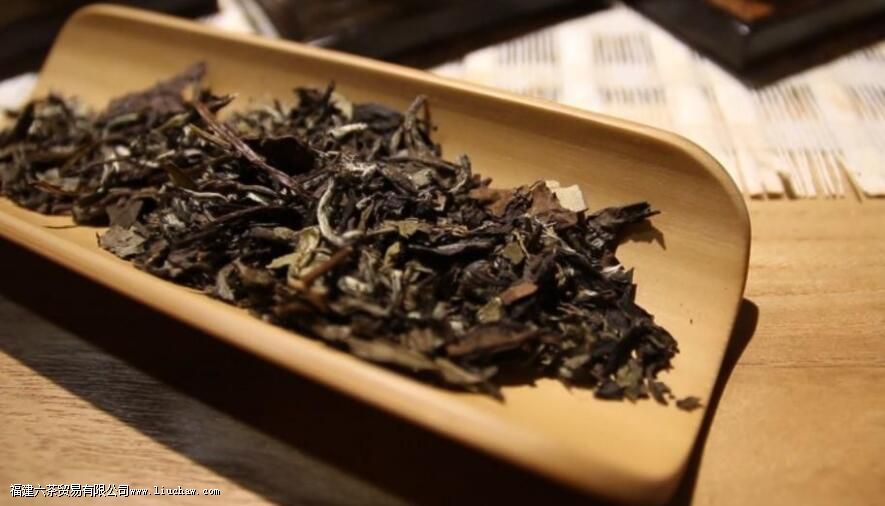 煮白茶1.5升水放多少茶叶 煮白茶1.5升水放多少茶叶