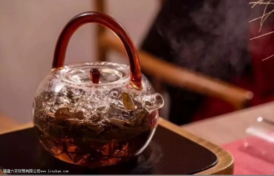 煮白茶1.5升水放多少茶叶 煮白茶1.5升水放多少茶叶