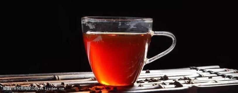 蜂蜜泡茶叶的副作用 蜂蜜泡茶叶的副作用