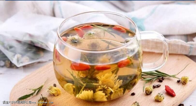 红枣枸杞菊花玫瑰花茶的功效与作用 红枣枸杞菊花玫瑰花茶的功效与作用