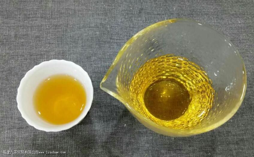 女人喝金骏眉的副作用 女人喝金骏眉的副作用