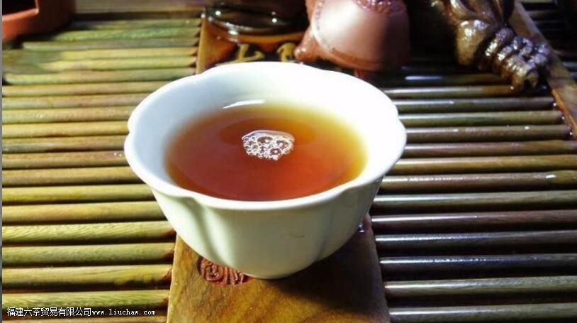 长期空腹喝茶的危害 长期空腹喝茶的危害