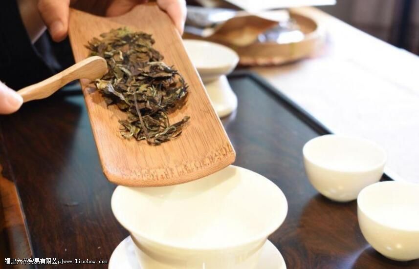 �������ðײ�ĸ�����