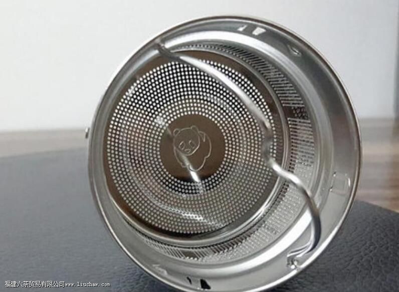 保温杯茶漏的正确使用方法 保温杯茶漏的正确使用方法