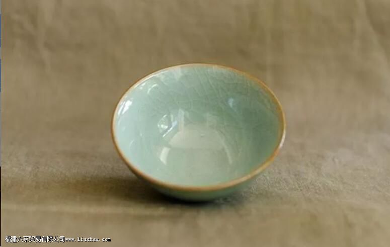 冰裂、开片,为什么瓷器上会出现裂痕 冰裂、开片,为什么瓷器上会出现裂痕