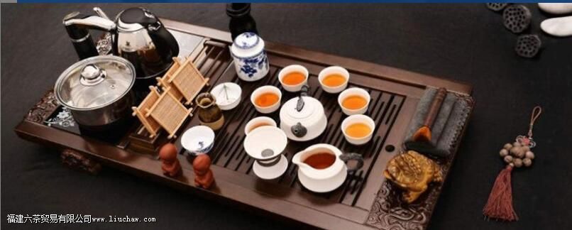 ��ߴӲ����Ͽɷ�Ϊ�ļ���